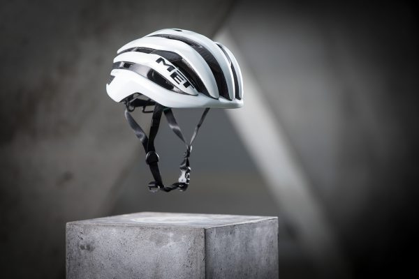 MET Trenta 3K Carbon helmet